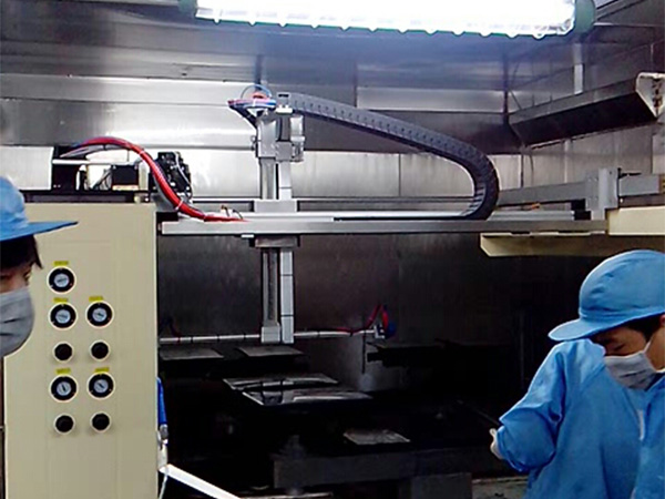 自动化喷漆设备